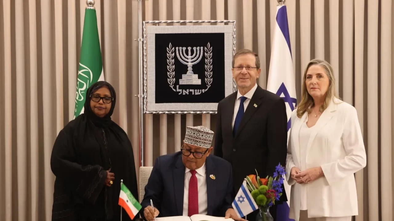 زيارة رئيس “أرض الصومال” إلى الاحتلال.. محاولة إسرائيلية للتغلغل في أفريقيا