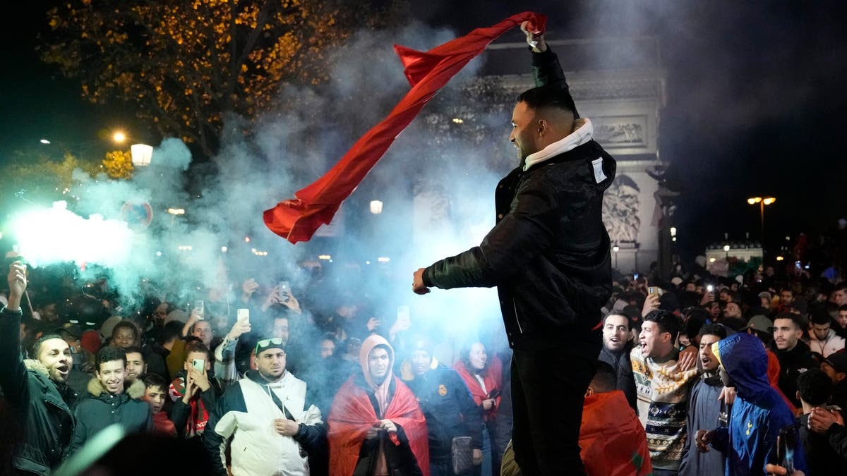 مدينة فرنسية تفرض حظر تجول خلال مباريات المغرب وفرنسا وتونس في كأس العالم