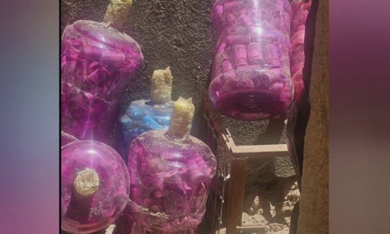 الأمن العراقي يضبط 11 قارورة مملوءة بالأموال بمنزل الجميلي