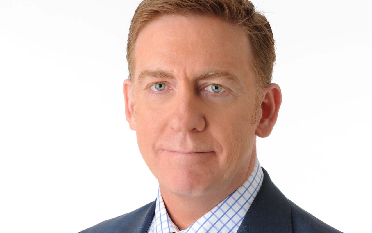 Bill Owens, Ex-’60 Minutes’ Boss, Scorns CBS News Overhaul of Show