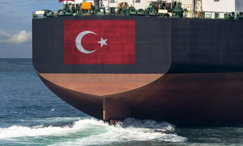 وزير التجارة التركي: العجز التجاري انخفض 15.7% في مايو