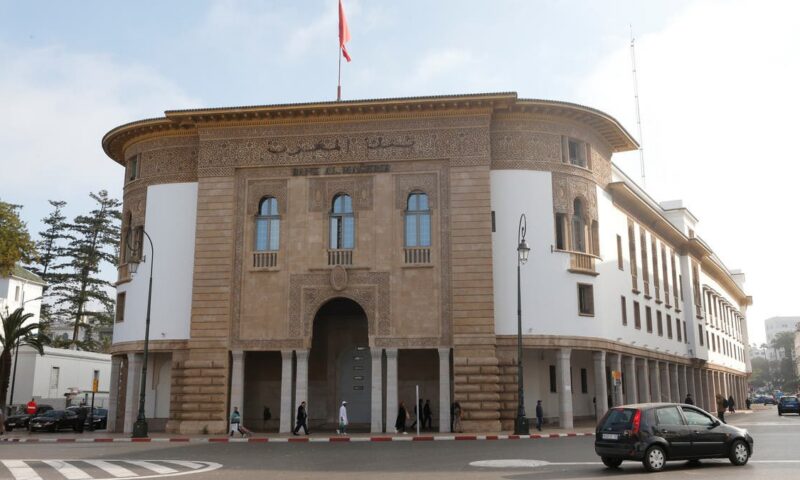 “المركزي” المغربي يقرر تثبيت سعر الفائدة