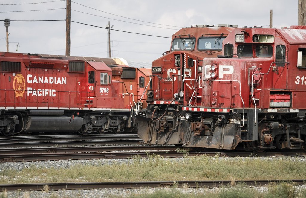 CPKC says railway operations to continue as signal workers go on strike