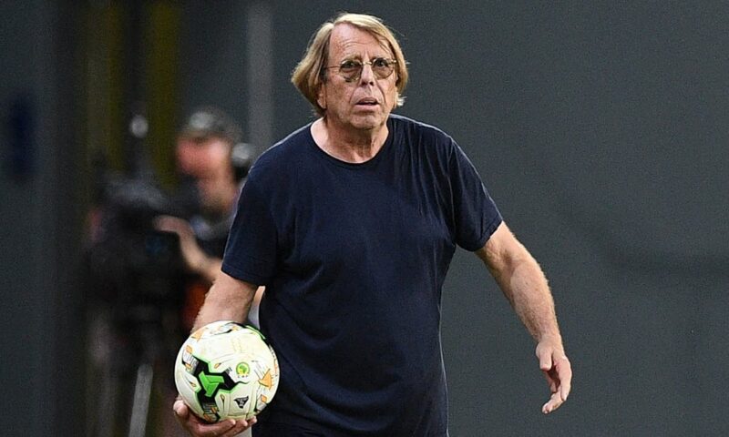 “الساحر الأبيض” لوروا مدرباً لمنتخب الكونغو