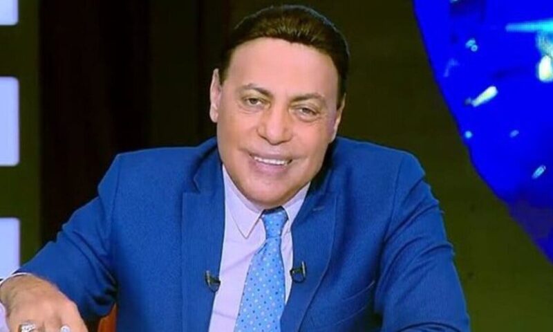 بسبب انتهاك خصوصية عبدالعزيز مخيون.. منع ظهور الإعلامي محمد الغيطي