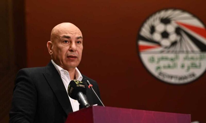 غيور ويخشى الحسد.. زوجة حسام حسن تكشف جوانب شخصيته الخفية