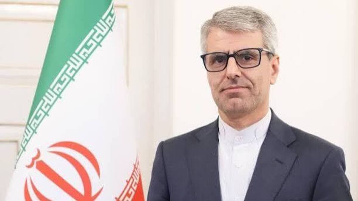 طهران تنظر في احتمال توقيع بزشكيان وترامب مذكرة التفاهم