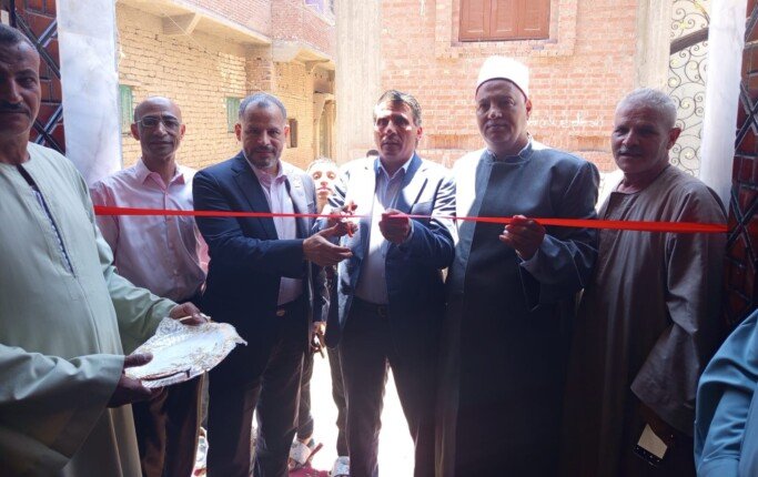 محافظ بني سويف يُنيب رئيس مركز ناصر في افتتاح مسجد عمر بن الخطاب بقرية بني زايد