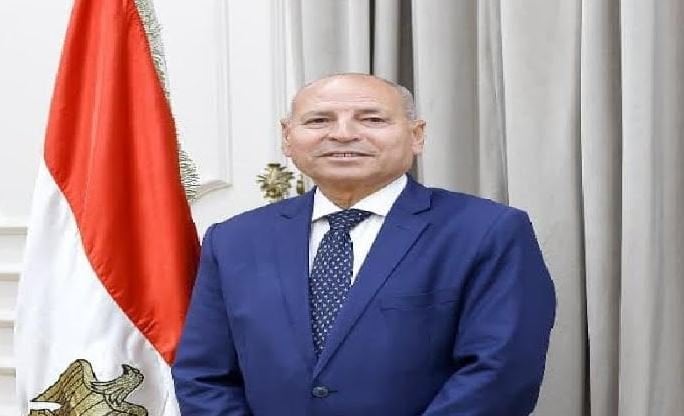 بتوجيه من الرئيس السيسي.. محافظ القاهرة يكشف موعد التحول الكامل للكارت الذكي