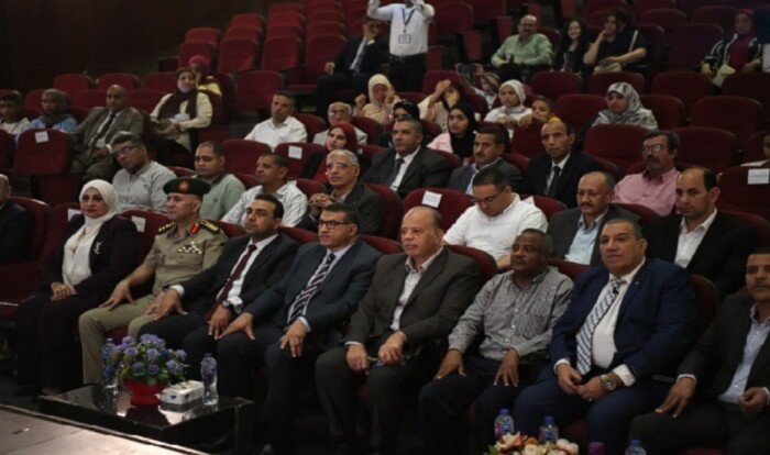 محافظ قنا يشهد احتفالية «30 يونيو.. إرادة شعب وميلاد وطن»