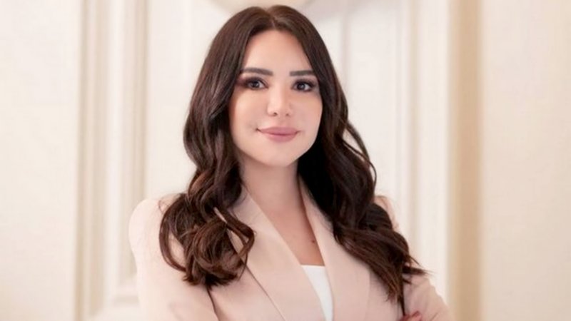 بعد تعرضه لأزمة الصحية.. إنجي علاء توجه رسالة لـ أسرة ميدو