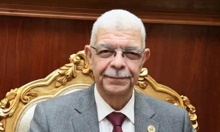 رئيس جامعة المنوفية يصدر قرارات إدارية جديدة لدعم الأداء بالمؤسسات الطبية