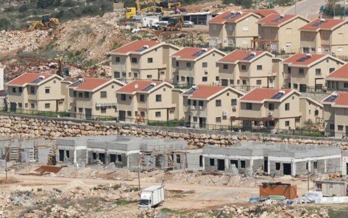 خطة استيطانية جديدة.. حكومة الاحتلال الإسرائيلي تدرس تمويل 61 مستوطنة بالضفة