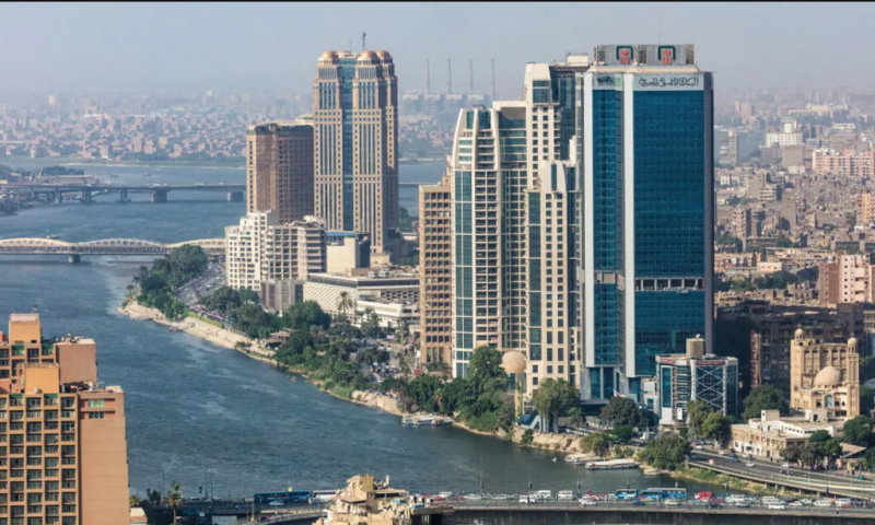 «الأوروبي لإعادة الإعمار» يتوقع نمو الاقتصاد المصري بنسبة 4.9% في 2026 و2027