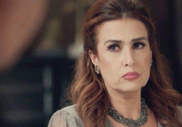 بعد أزمتها الصحية.. سيمون لـ هبة مجدي: «أنت مش مريضة أنت واخدة عين»