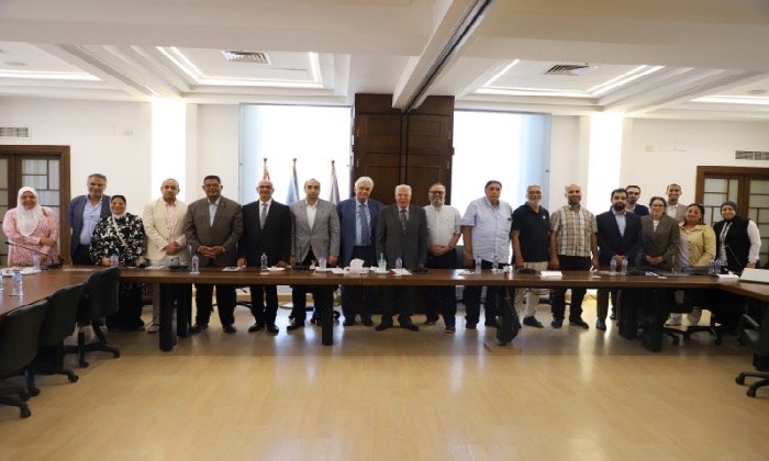 الغرفة التجارية بالإسكندرية تستضيف جلسة نقاش لإعداد خطة التنقل الحضري المستدام وتعزيز كفاءة النقل