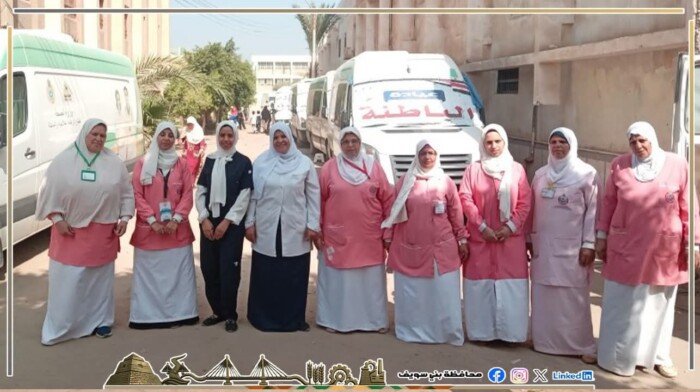 أكثر من 4 آلاف خدمة طبية مجانية خلال قافلة لـ«حياة كريمة» في بني سويف