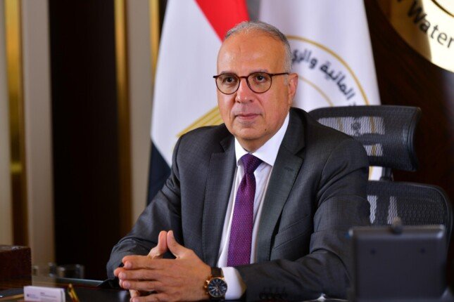 «الري» تستعرض لائحة روابط مستخدمي المياه وتمكين المزارعين لإدارة وتشغيل شبكات الصرف