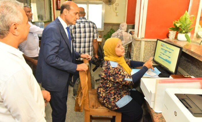 محافظ أسيوط يتابع سير العمل بملفات التصالح وأملاك الدولة بالمركز التكنولوجي