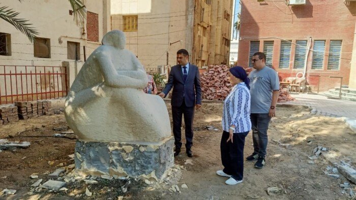 نائب محافظ الدقهلية يتفقد مكتبة مصر العامة بالمنصورة