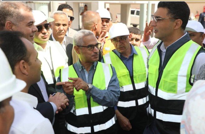 وزير الصناعة يصل إلى بني سويف لتفقد عدداً من المشروعات والمنشآت الصناعية