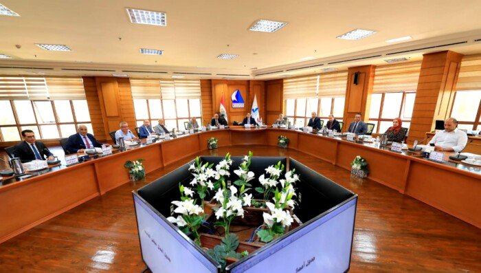 جامعة كفر الشيخ: إنشاء شركة استثمارية وتعيين 10 أعضاء هيئة تدريس وتعزيز التحول الرقمي