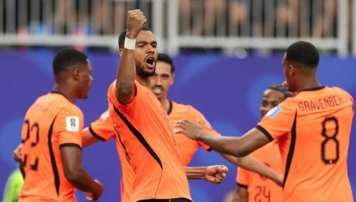 فاجعة عائلية تهز نجم هولندا قبل مواجهة المغرب في كأس العالم 2026