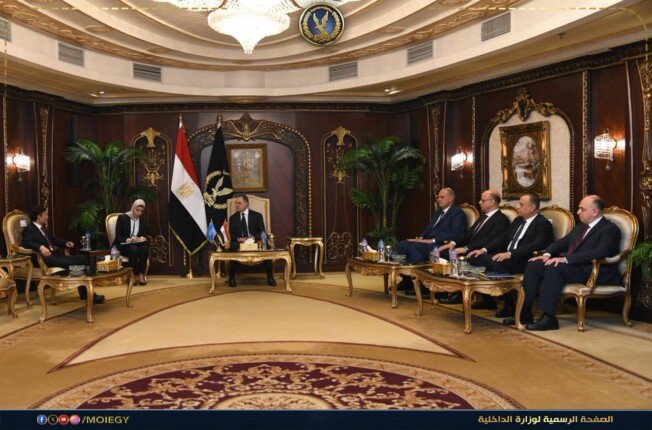 وزير الداخلية يستقبل فيصل شاهكار المُستشار الشُرطي لمنظمة الأمم المُتحدة