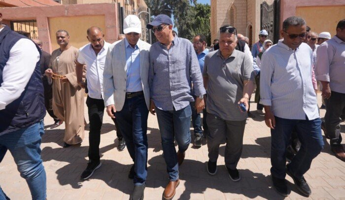 ​بمتابعة ميدانية من الوزير والمحافظ.. قناطر ديروط الجديدة جاهزة لدخول الخدمة رسميًا