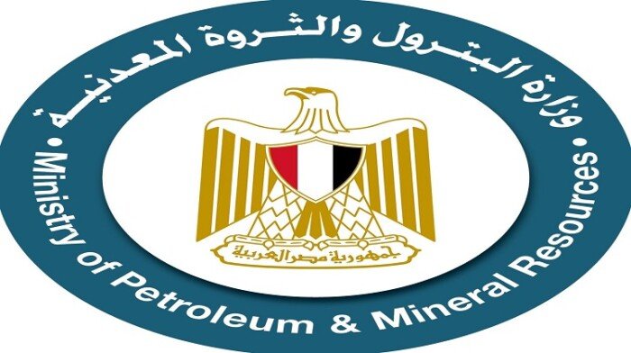 «البترول» تنفي إبرام عقود استثمارية لإنشاء مناجم للذهب والمعادن بشمال السودان