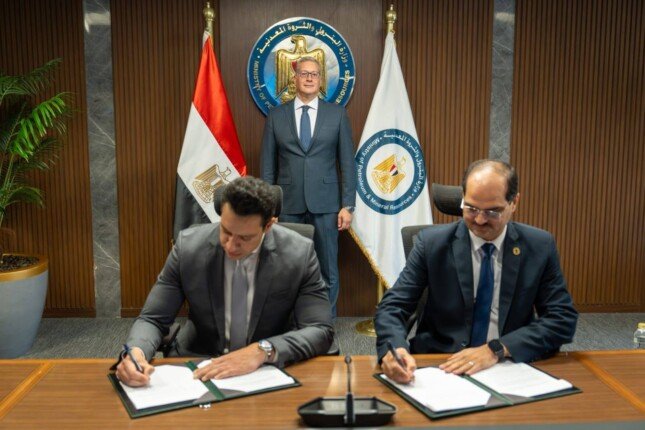 وزير البترول يشهد توقيع اتفاقية جديدة مع «هاربور إنرجي» لتحفيز الاستثمارات