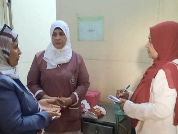 «صحة بني سويف» تحيل العاملين المتغيبين عن العمل بعدد من الوحدات الصحية للتحقيق
