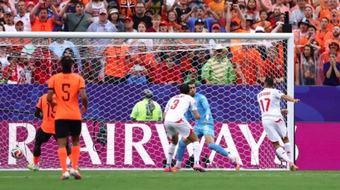 كأس العالم 2026.. هولندا تتقدم بثنائية على تونس في الشوط الأول «فيديو»