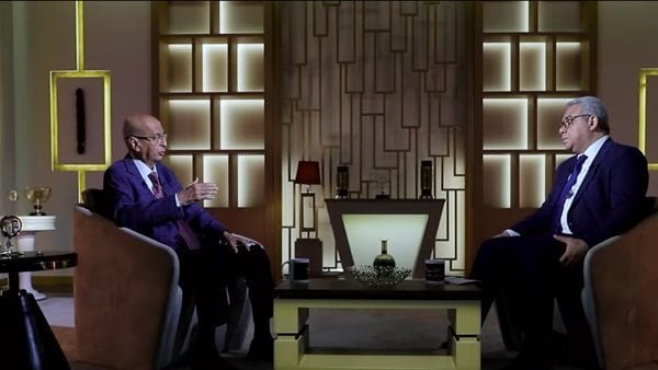 القربي: إقصاء علي عبد الله صالح بالكامل بعد تنحيه أسهم في تعقيد أزمة البلاد