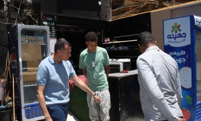 محافظ أسوان يوجه برفع الإشغالات وحل تسريب المياه بكورنيش النيل