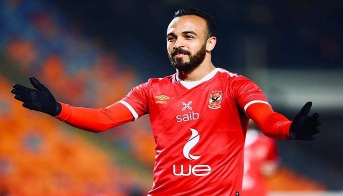 الغموض يسيطر على مستقبل أفشة مع الأهلي وقرار الحسم بيد عموتة
