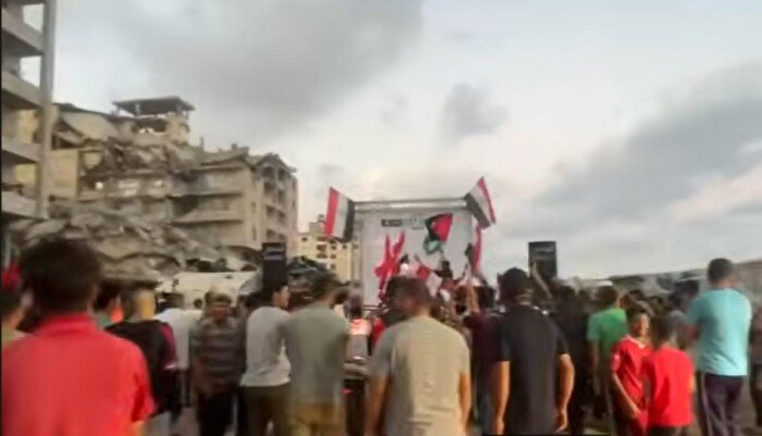 فرحة من تحت الركام.. احتفالات في غزة بعد تأهل منتخب مصر لدور الـ 32 بكأس العالم