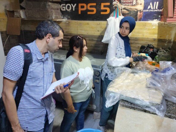 إعدام 60 كيلو لحوم ومواد غذائية فاسدة في حملات مكبرة بالمنيا