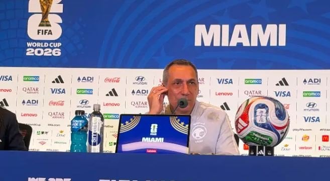 دونيس: السعودية لن تلعب من أجل الدفاع أمام أوروجواي.. ونثق بقدرتنا على تحقيق الفوز
