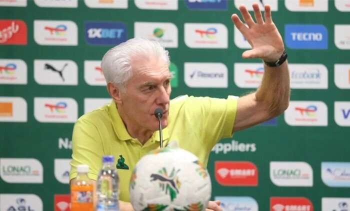 هوجو بروس يؤجل حسم مستقبله بعد خروج جنوب إفريقيا من كأس العالم 2026