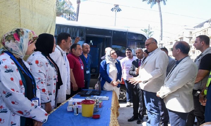 محافظ الإسكندرية يشهد انطلاق الحملة القومية لدعم بنوك الدم
