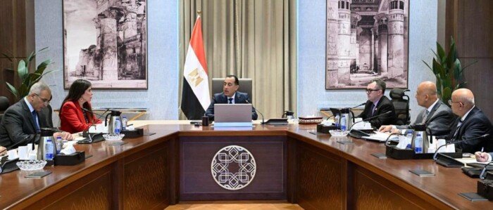 الحكومة تدرس عروضًا عالمية لإنشاء محطات تحلية مياه البحر وتوطين الصناعة