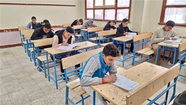 746 لجنة تستقبل 214 ألف طالب.. انطلاق امتحانات الشهادة الإعدادية بالقاهرة غدا