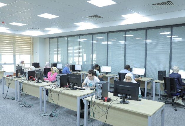 طريقة التقديم بالصف الأول الثانوي العام والفني للعام الدراسي الجديد.. الخطوات بالترتيب