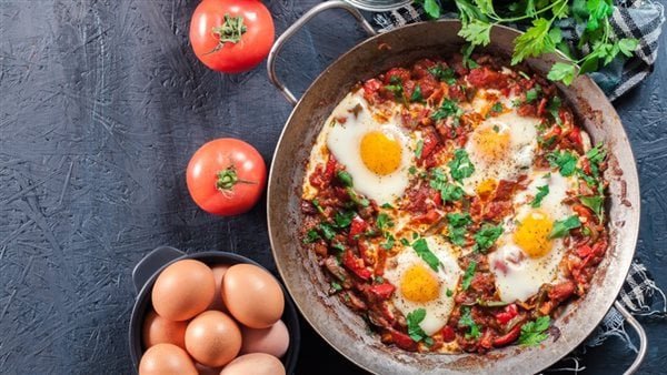 طريقة تحضير الشكشوكة بالبيض بالخطوات