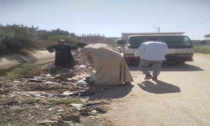 رفع 435 طن من المخلفات بنجع حمادي وقفط لتحسين مستوى النظافة والخدمات