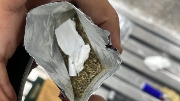 جمارك مطار الغردقة تضبط كمية من مخدر «الفودو» بحوزة راكب قادم من ميونيخ