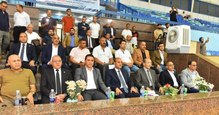 محافظ أسيوط يشهد ختام الدورة التنشيطية للشركات والهيئات الحكومية ويُكرم الفائزين