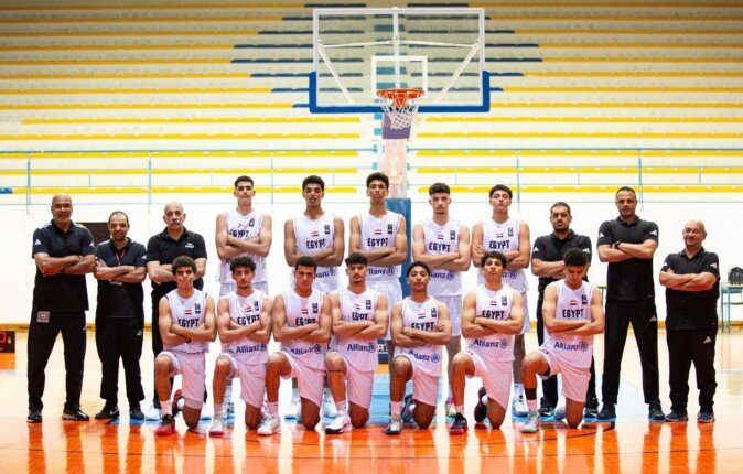 منتخب مصر يفوز على المغرب في افتتاح مشواره بالبطولة العربية لكرة السلة للناشئين بتونس