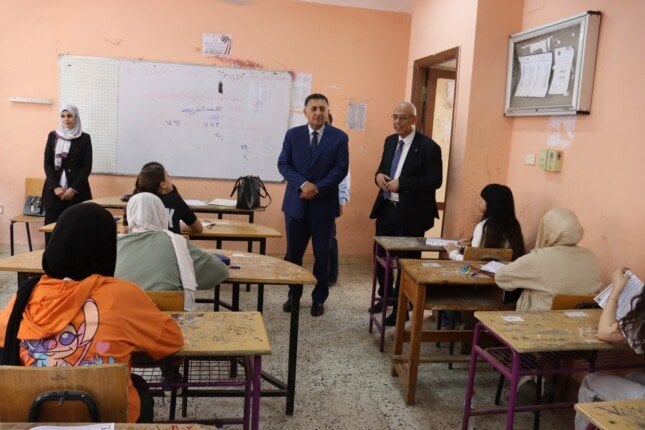 وسط إجراءات مشددة.. طلاب الإعدادية بالقليوبية يؤدون امتحان الهندسة